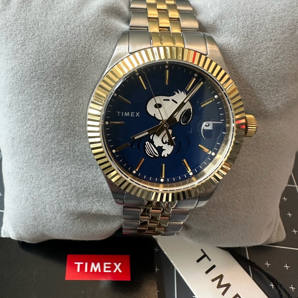 NWT Timex Legacy x PEANUTS Watch.                  *Limited Edition*